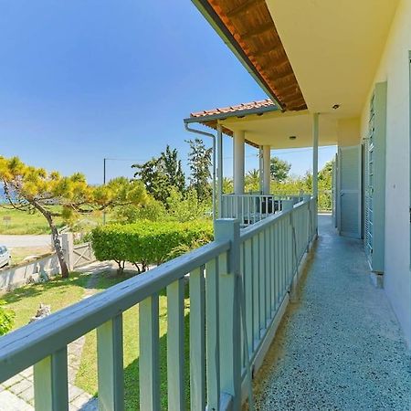 Villa The Bright House By The Sea à Áfitos Extérieur photo