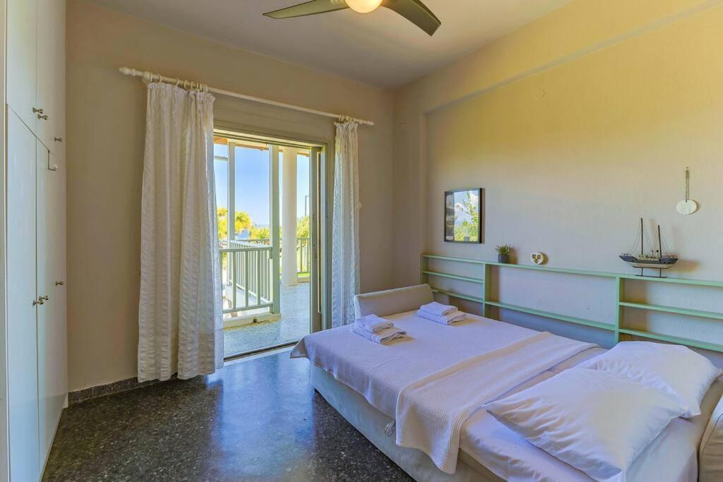 Villa The Bright House By The Sea à Áfitos Extérieur photo